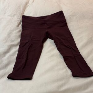 lululemon athletica burgundy Capri with side detail Leggings